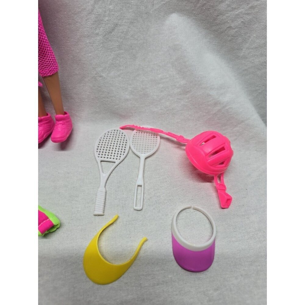 Vintage Workin Out Barbie Doll With Accessories 1996 Mattel Vintage - Picture 3 of 12